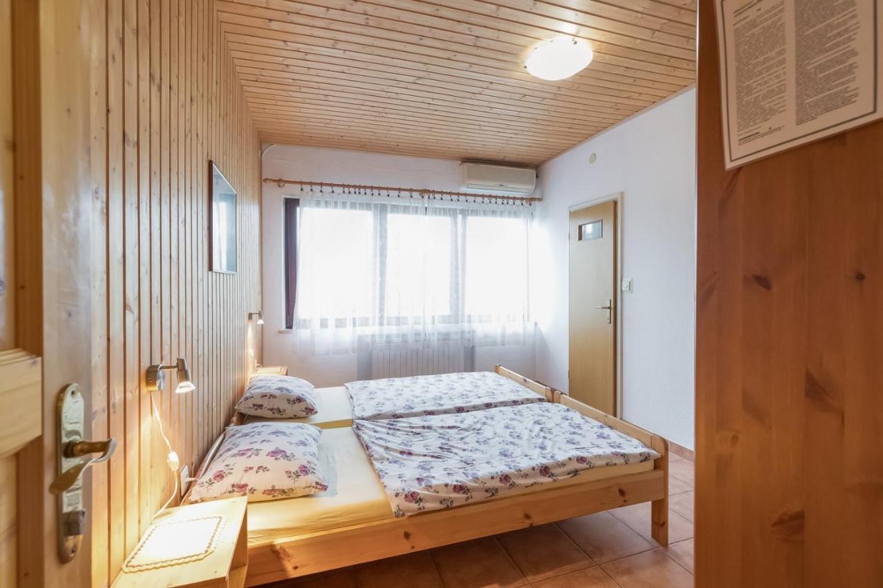 Ines & Hans Tar-Vabriga Habitación foto